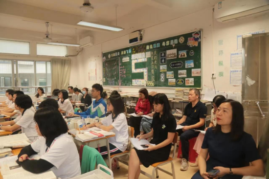 聚焦“雙新”理念，推動(dòng)校本教研3.jpg