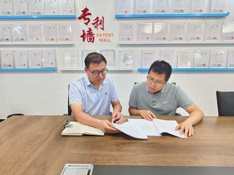 4.指導陳國昌申報特級技師.jpg