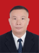 已處理1739176261904鐘錦文（紅底）.jpg